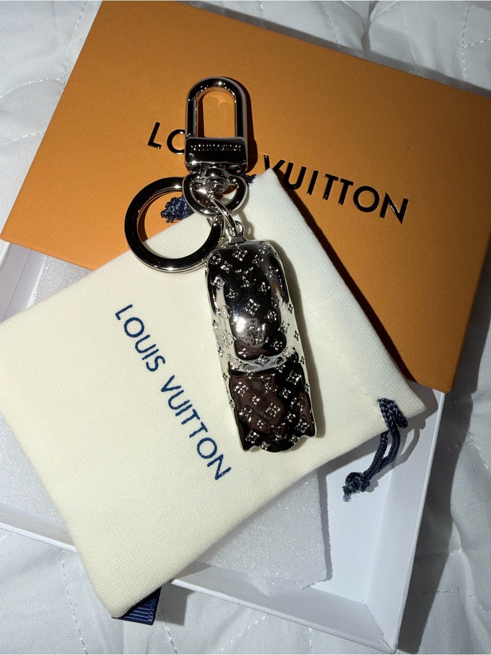 Fashion Silver Monogram Key Holder - Silver